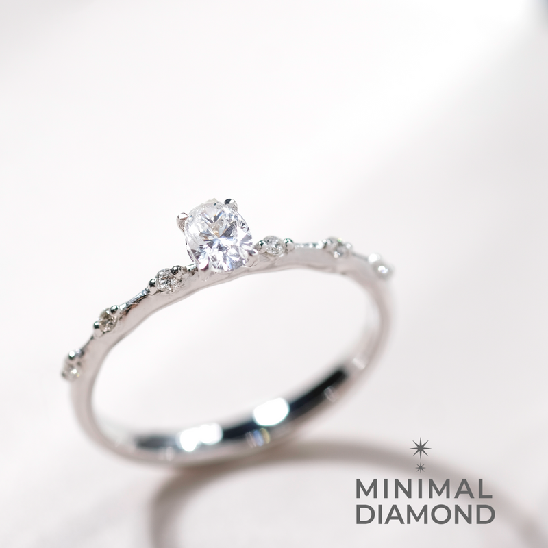 Mini Classic Oval 0.25 Carat Ring
