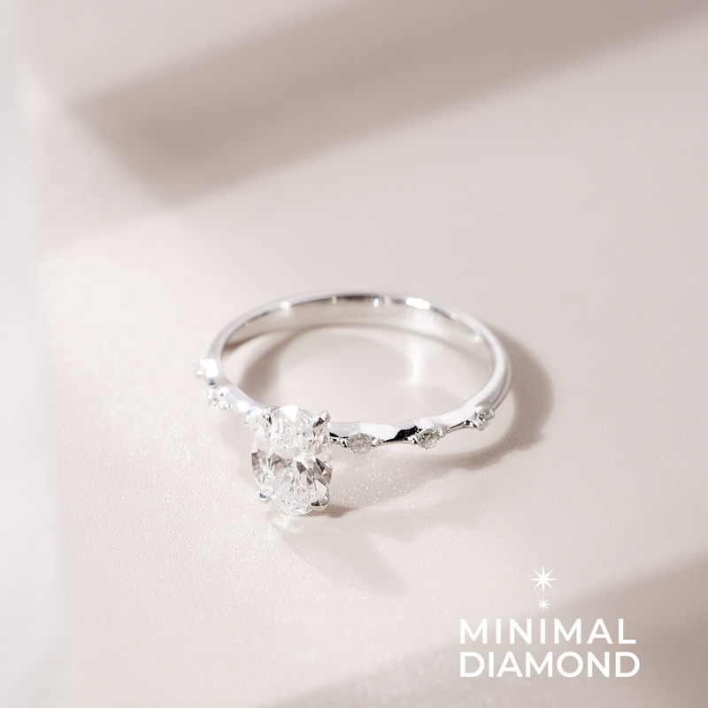 Mini Classic Oval 0.70 Carat Ring